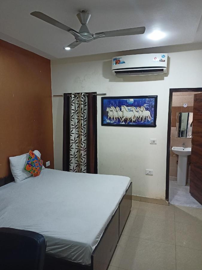 Hotel Asian Plaza Delhi Airport Neu-Delhi Exterior foto