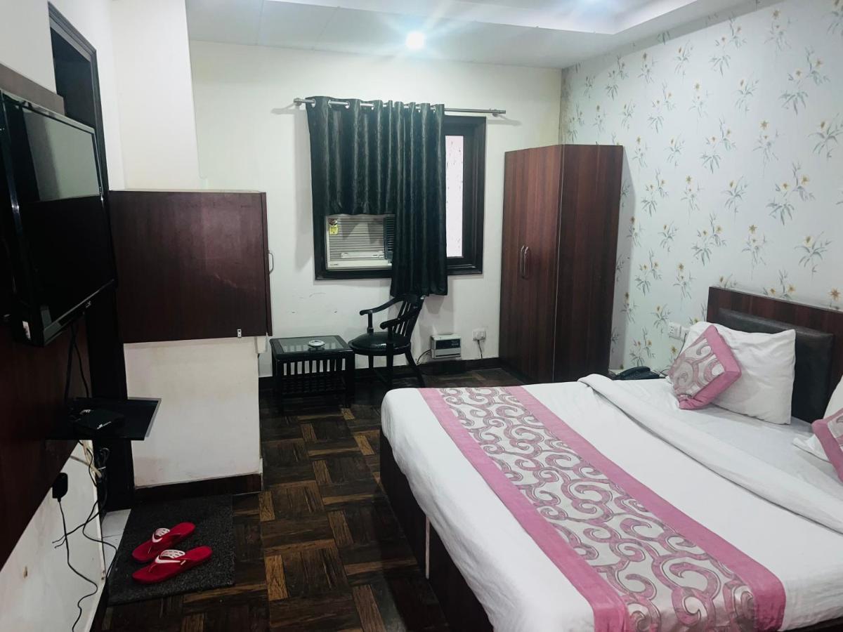 Hotel Asian Plaza Delhi Airport Neu-Delhi Exterior foto